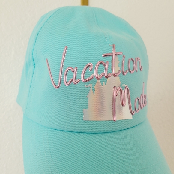 Disney Vacation Mode Hat - Picture 6 of 7